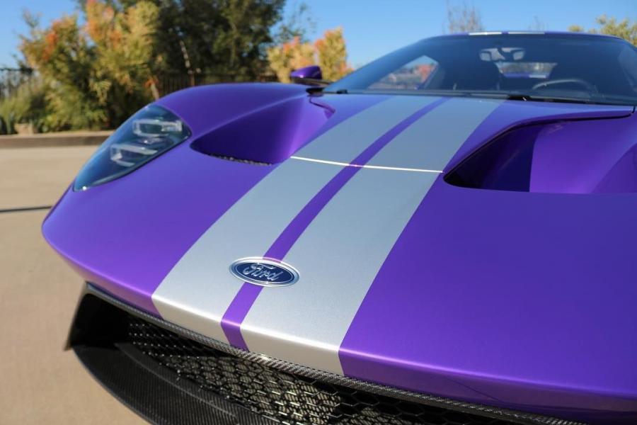 Детали экстерьера Ford GT Purple J218 2018 года  (фото 4 из 7)